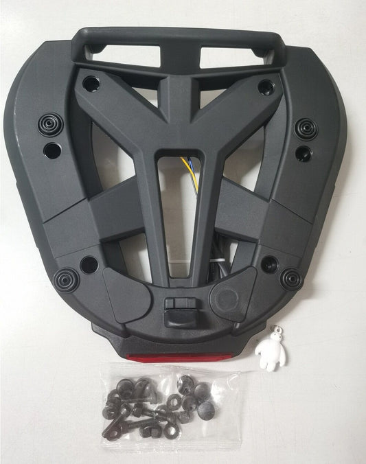 GIVI M7MN-S BASE PLATE + SCREW SET & LIGHT