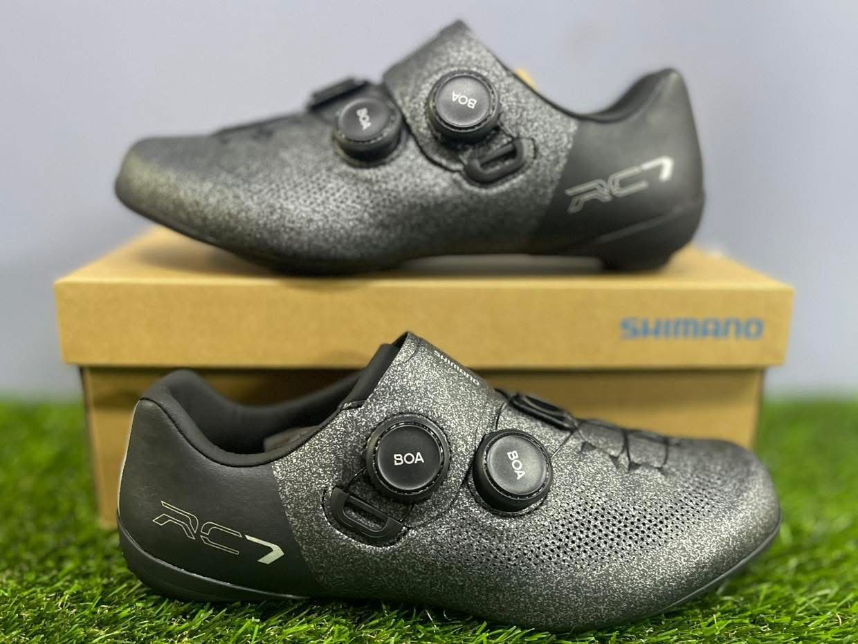 Shimano RC 703E SE Wide Cycling Shoe