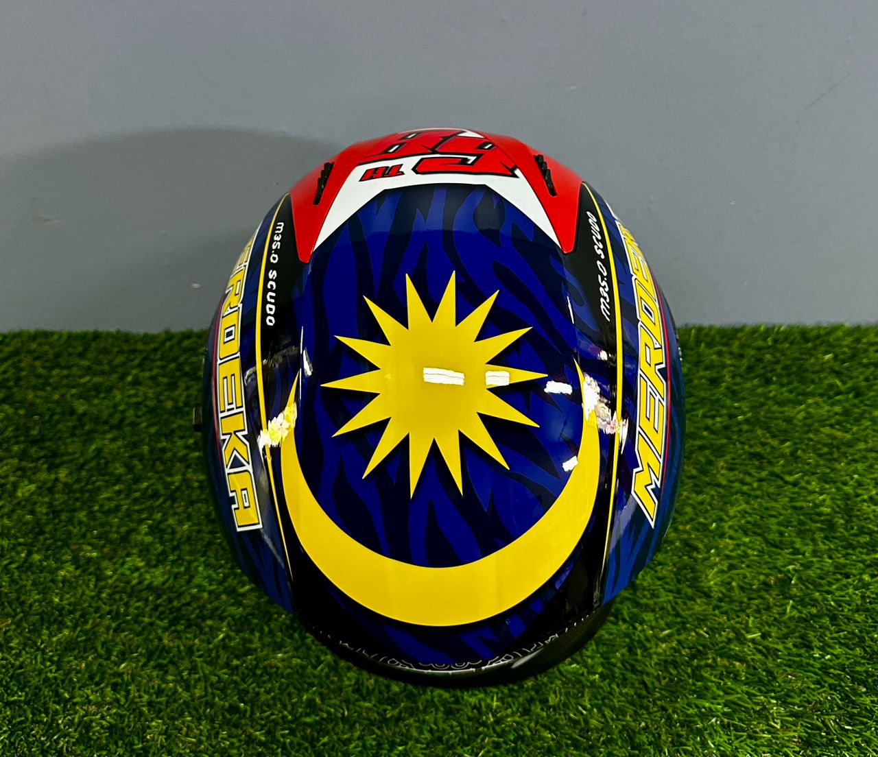 GIVI HELMET M35.0 SCUDO MERDEKA 68TH LIMITED EDITION