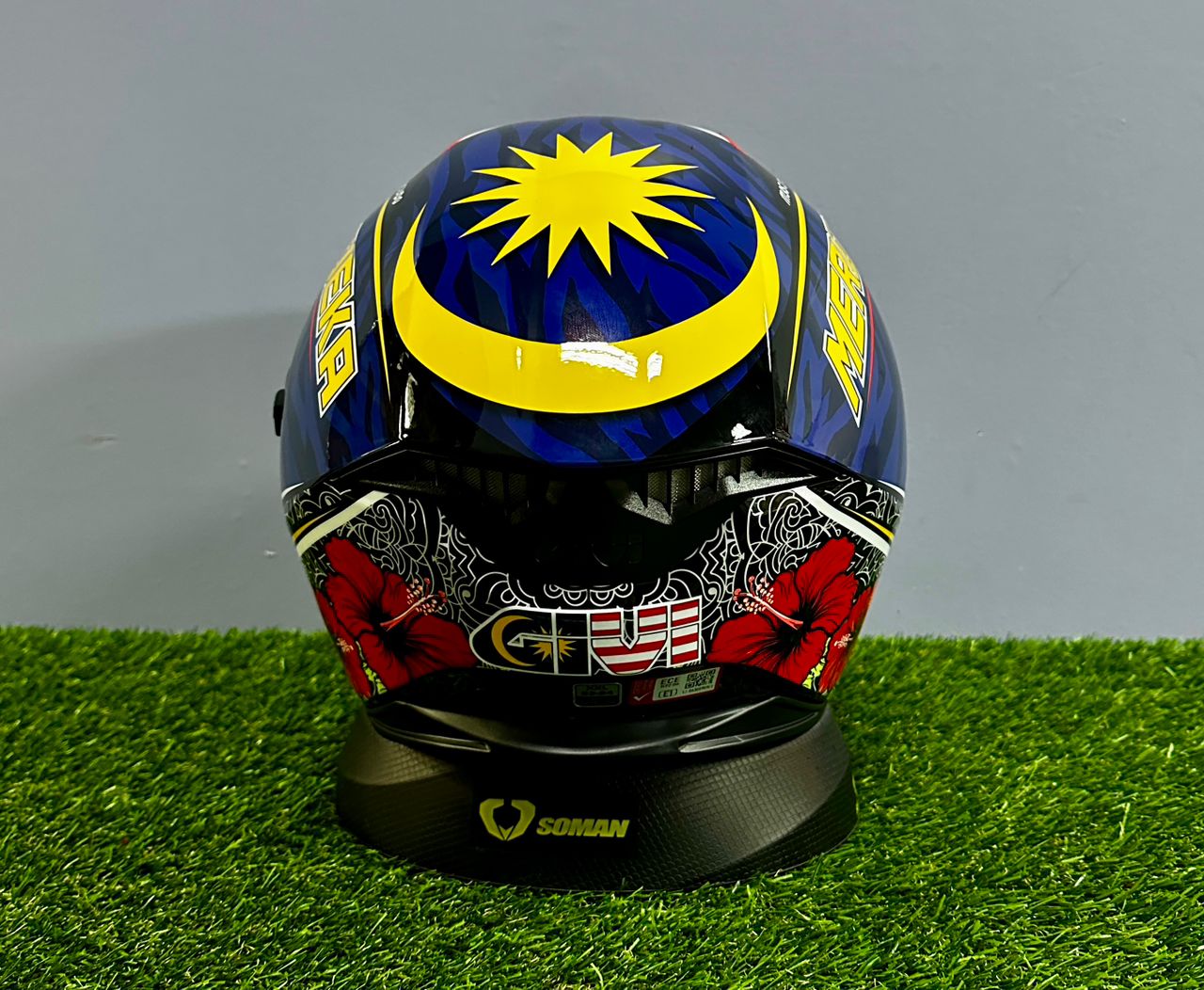 GIVI HELMET M35.0 SCUDO MERDEKA 68TH LIMITED EDITION