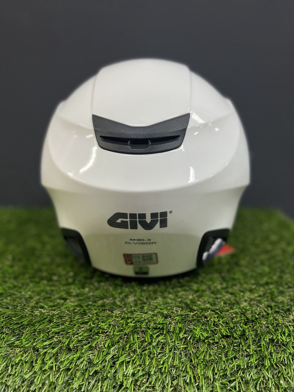 GIVI M30.3 D-VISOR SOLID WHITE HELMET - M303BB910