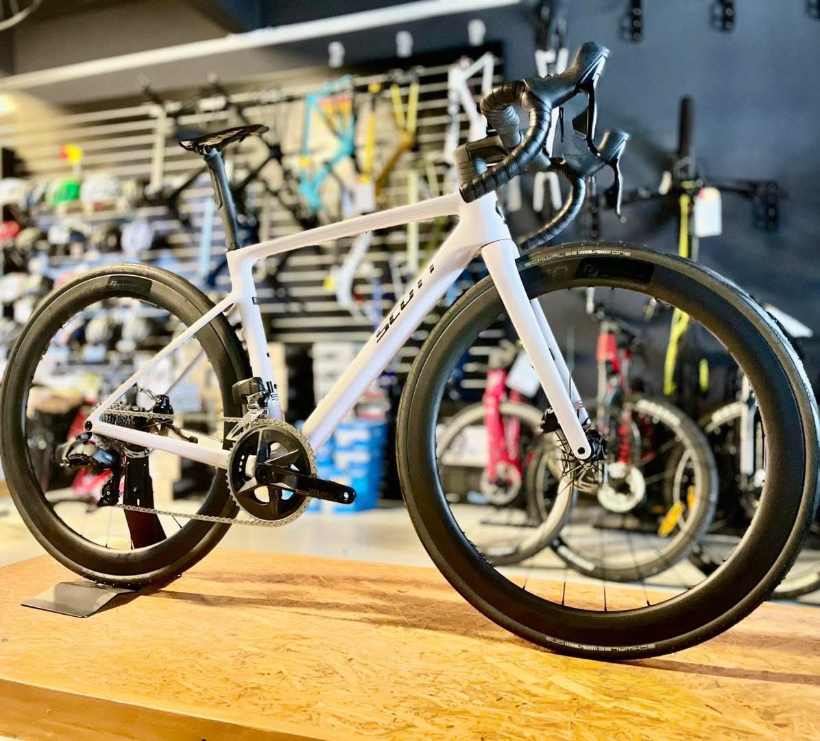 Scott 2025 Addict RC Disc Road Bike