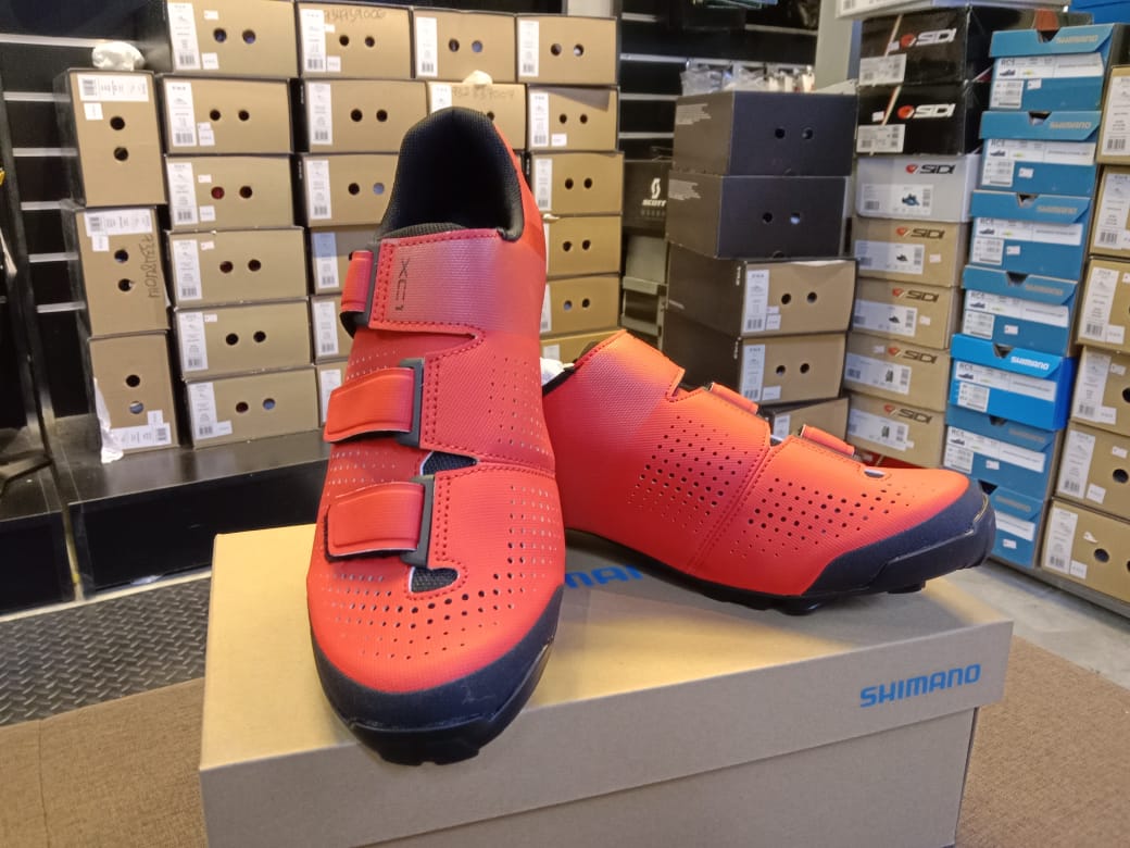 Shimano SH-XC100 Mountain Bike Shoes