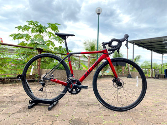 FACTOR O2 Road Bike DB Customise Red Naked (Size 49)